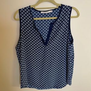 41 Hawthorn sleeveless blouse- size M